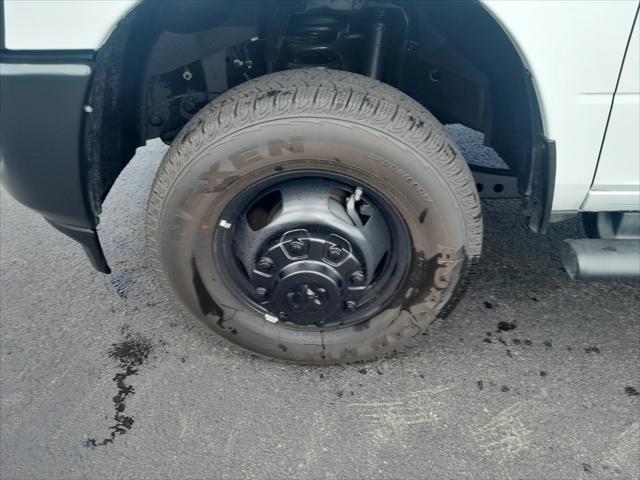 2025 Ram 3500 Tradesman Crew Cab 4x4 8' Box