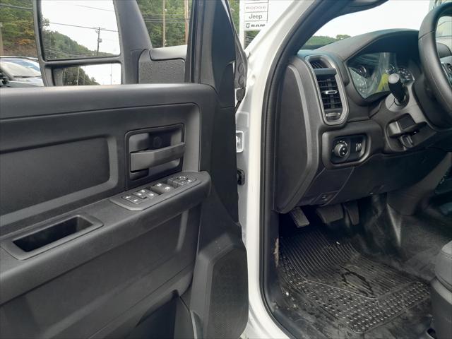 2025 Ram 3500 Tradesman Crew Cab 4x4 8' Box