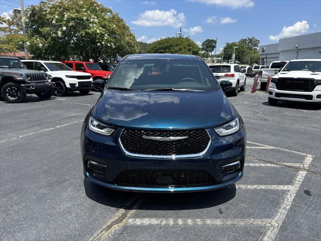 2025 Chrysler Pacifica PACIFICA SELECT