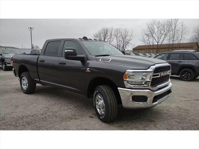 2024 RAM 2500 Tradesman Crew Cab 4x4 64 Box