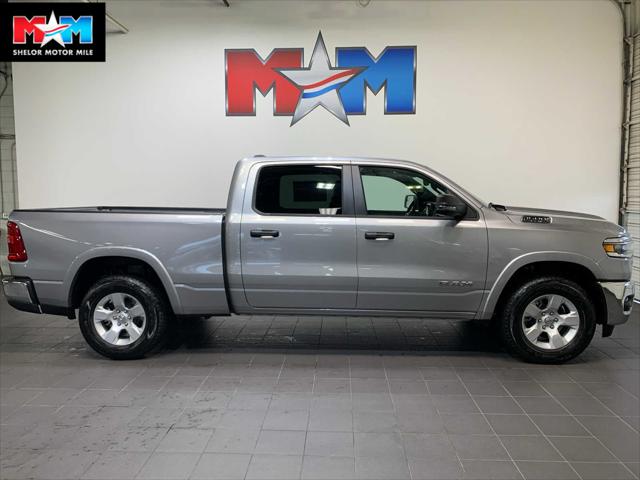 2025 RAM Ram 1500 RAM 1500 BIG HORN CREW CAB 4X4 64 BOX