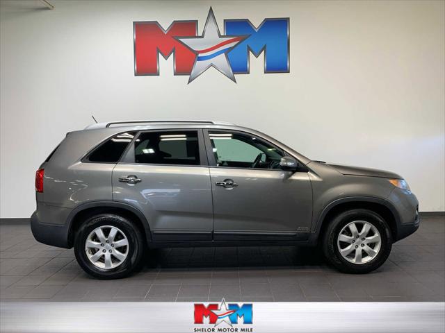 2011 Kia Sorento LX