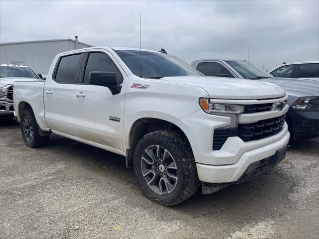 2022 Chevrolet Silverado 1500 4WD Crew Cab Short Bed RST