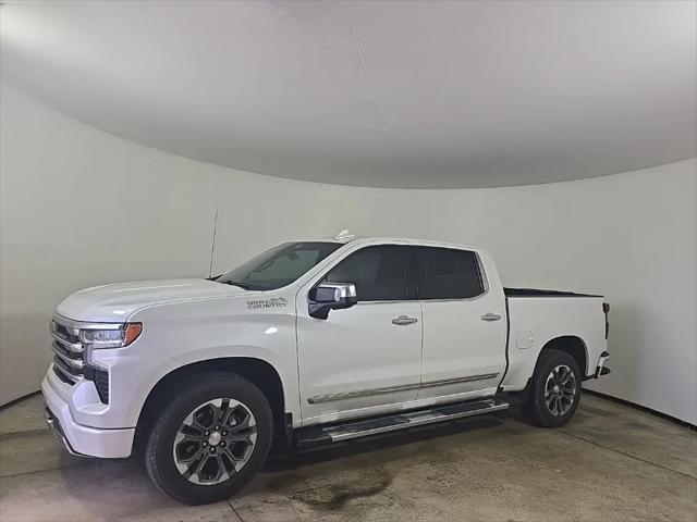 2023 Chevrolet Silverado 1500 2WD Crew Cab Short Bed High Country