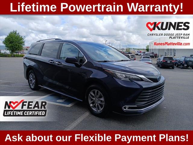 2024 Toyota Sienna XLE