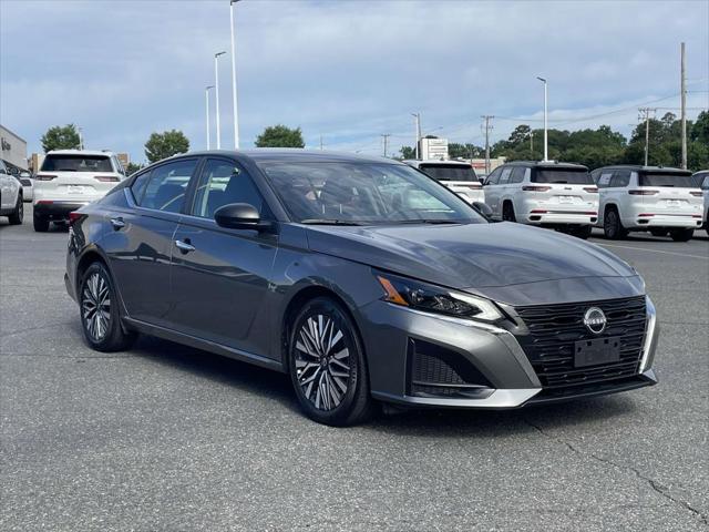 2024 Nissan Altima SV FWD