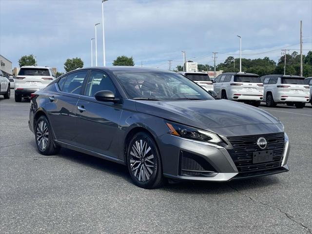 2024 Nissan Altima SV FWD