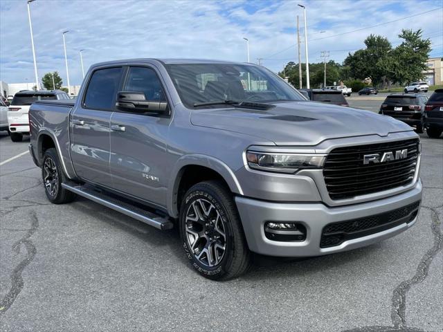 2025 RAM 1500 Laramie Crew Cab 4x4 57 Box