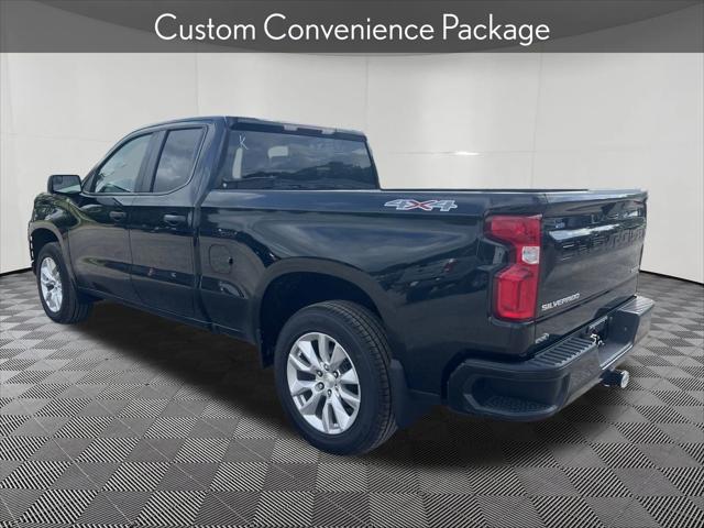 2021 Chevrolet Silverado 1500 4WD Double Cab Standard Bed Custom