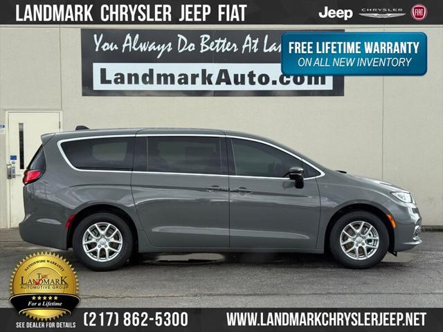 2025 Chrysler Pacifica PACIFICA SELECT
