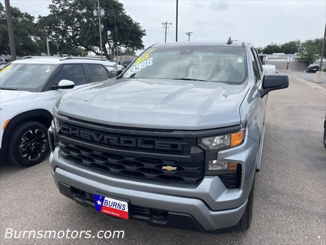 2023 Chevrolet Silverado 1500 2WD Crew Cab Short Bed Custom
