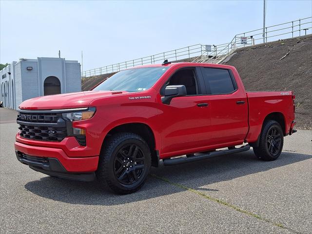 2025 Chevrolet Silverado 1500 4WD Crew Cab Short Bed Custom