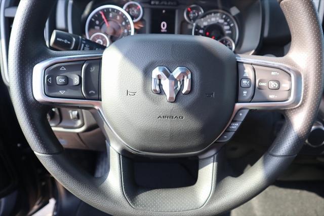 2025 RAM Ram 1500 RAM 1500 TRADESMAN CREW CAB 4X4 57 BOX