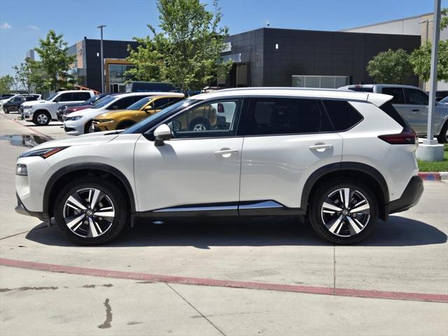 2021 Nissan Rogue Platinum FWD