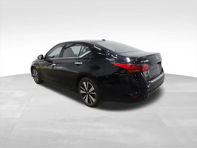 2022 Nissan Altima SL FWD