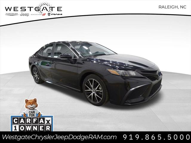 2023 Toyota Camry SE Nightshade Edition