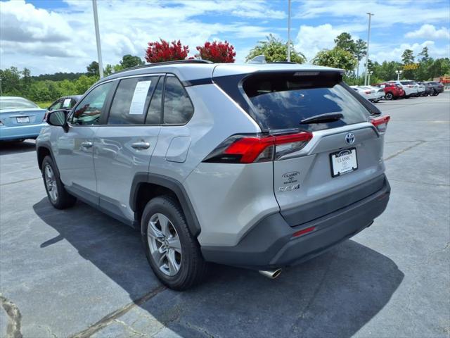2022 Toyota RAV4 Hybrid XLE