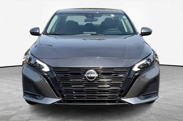 2023 Nissan Altima SV FWD