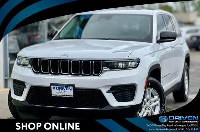 2022 Jeep Grand Cherokee Laredo 4x4 for sale in Waukegan, IL