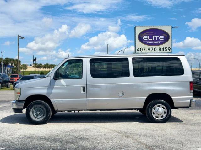 2012 Ford E-350 Super Duty XLT