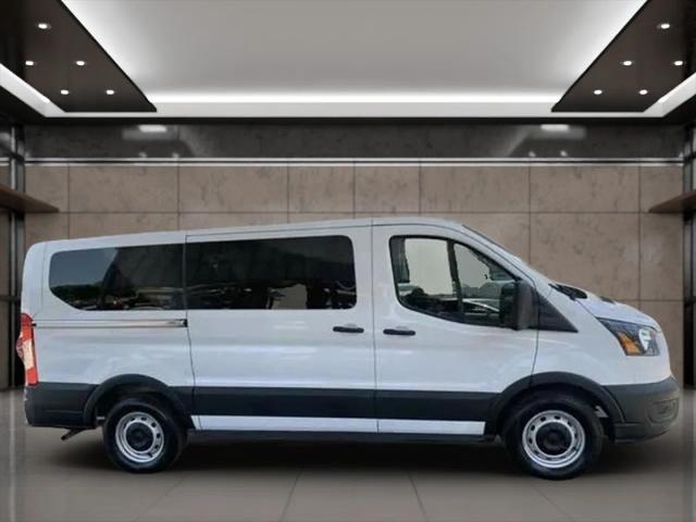 2020 Ford Transit Passenger Wagon XL