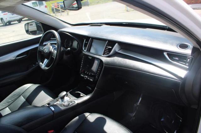 2019 INFINITI QX50 ESSENTIAL