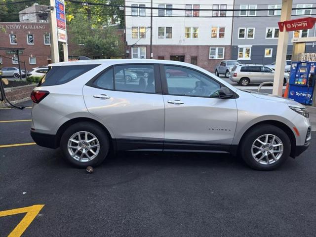 2022 Chevrolet Equinox AWD 1FL