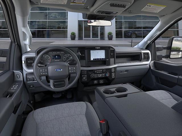 2025 Ford F-550 XL