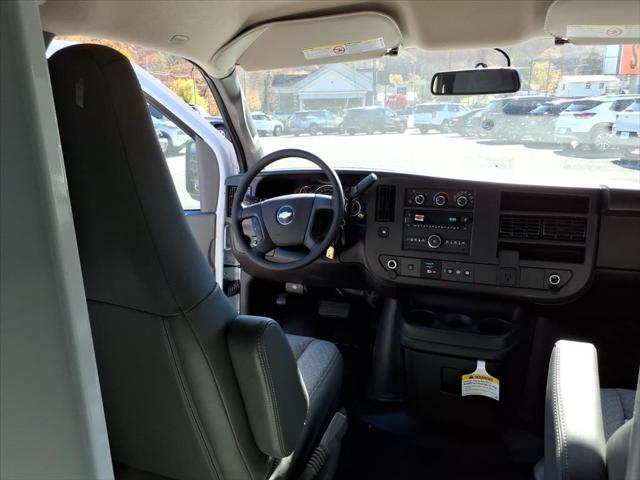 2025 Chevrolet Express Cutaway Work Van
