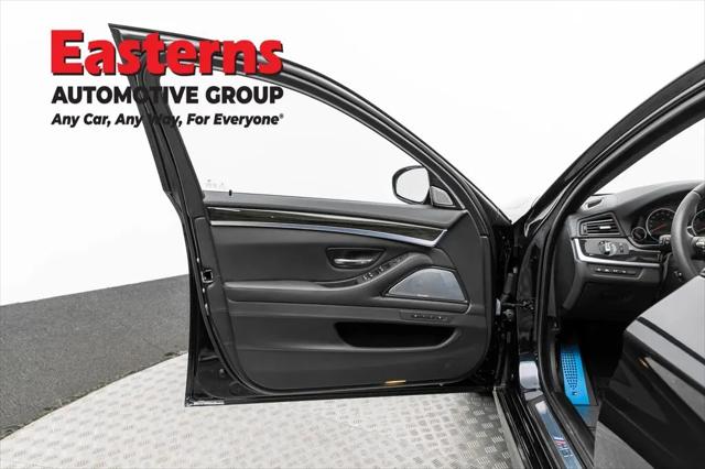 2015 BMW M5 Standard
