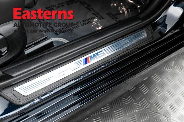 2015 BMW M5 Standard