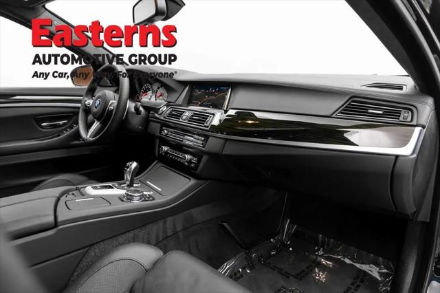 2015 BMW M5 Standard