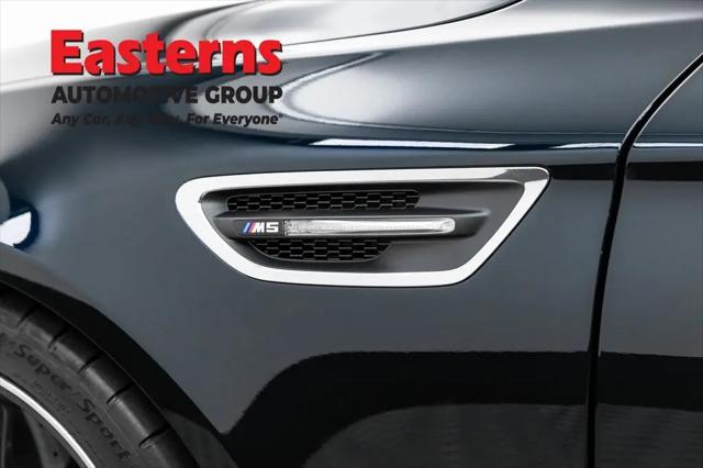 2015 BMW M5 Standard
