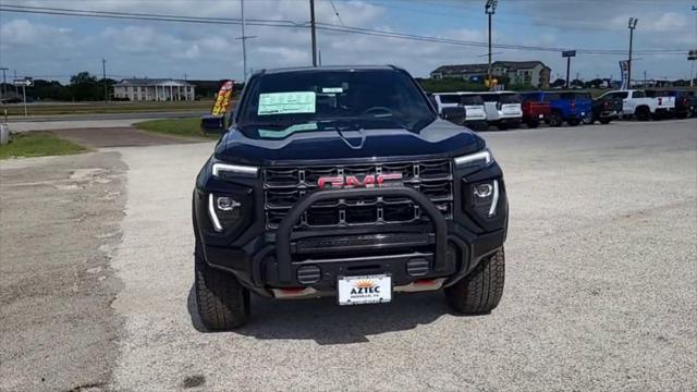 2025 GMC Canyon 4WD AT4