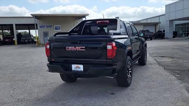 2025 GMC Canyon 4WD AT4