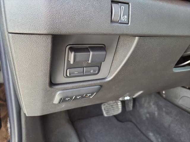 2025 GMC Canyon 4WD AT4