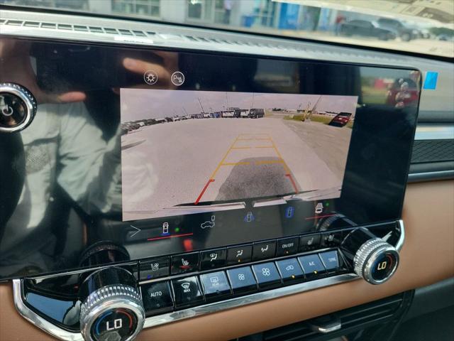 2025 GMC Canyon 4WD AT4