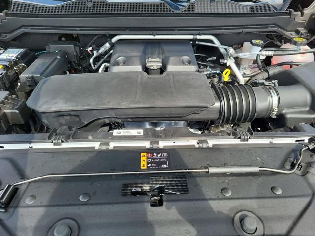2025 GMC Canyon 4WD AT4