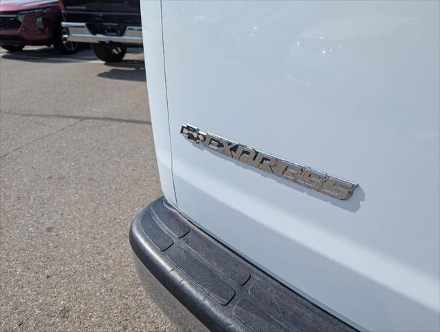 Used 2019 Chevrolet Express 2500 For Sale in Jackson, MI