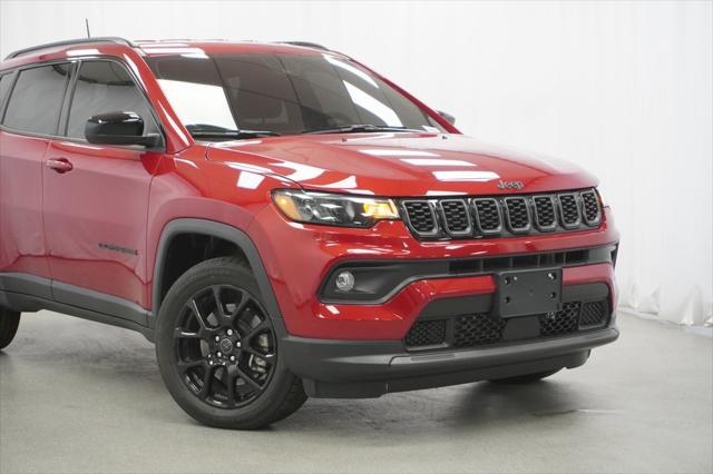 2025 Jeep Compass COMPASS LATITUDE 4X4