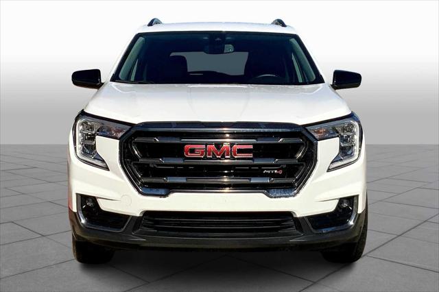 2023 GMC Terrain AWD AT4