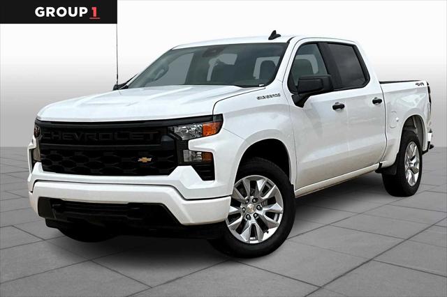 2024 Chevrolet Silverado 1500 4WD Crew Cab Short Bed Custom