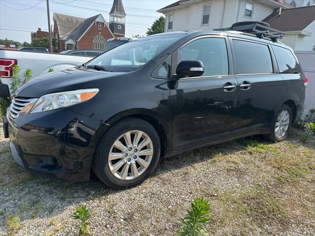 2013 Toyota Sienna Limited 7 Passenger