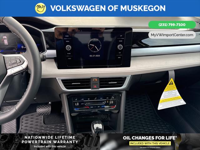2025 Volkswagen Taos 1.5T SE
