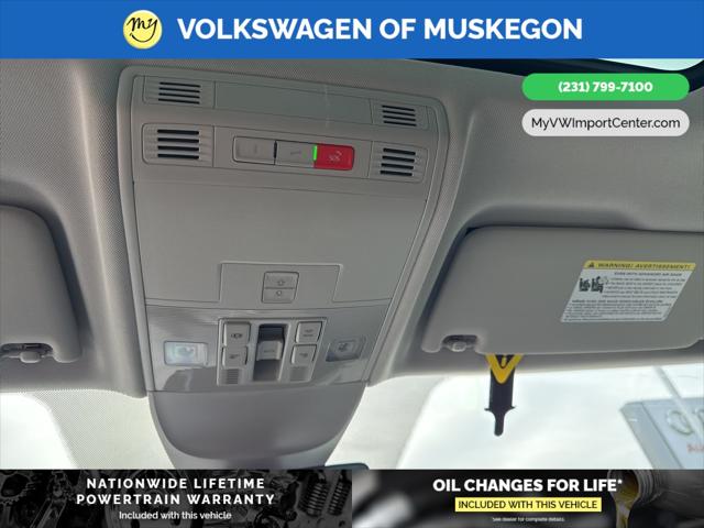 2025 Volkswagen Taos 1.5T SE