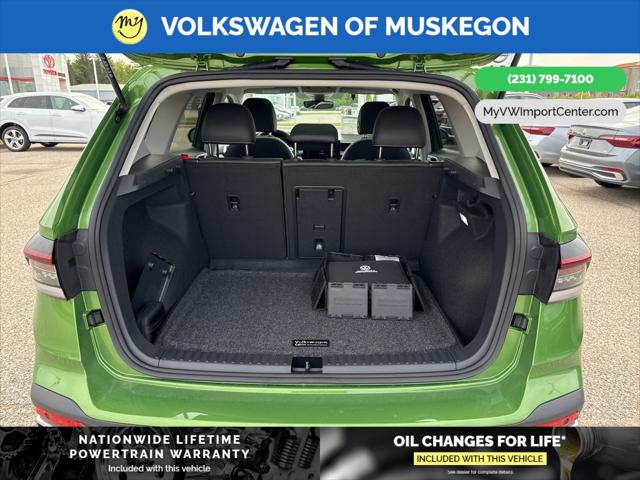 2025 Volkswagen Taos 1.5T SE
