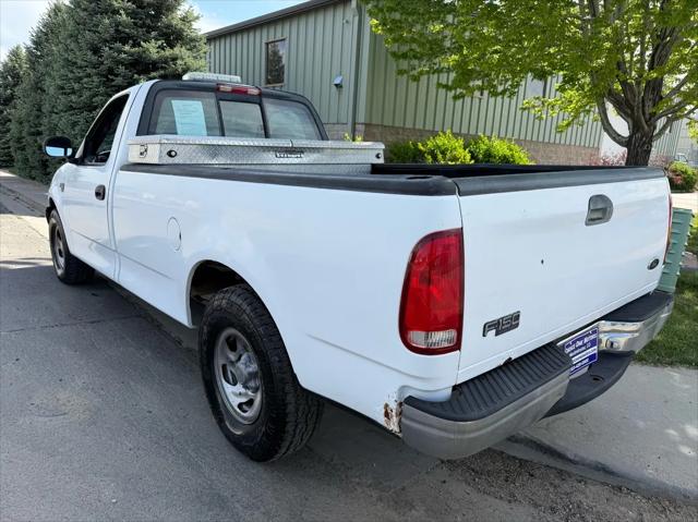 2004 Ford F-150 XL