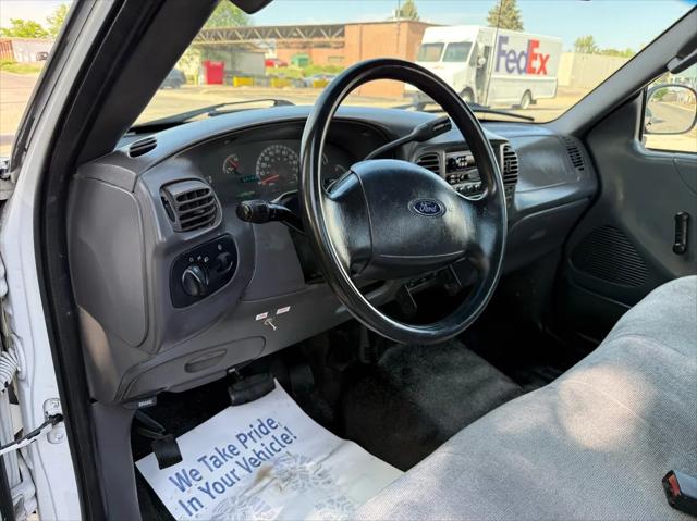 2004 Ford F-150 XL