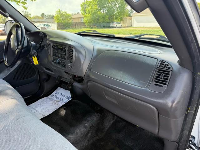 2004 Ford F-150 XL