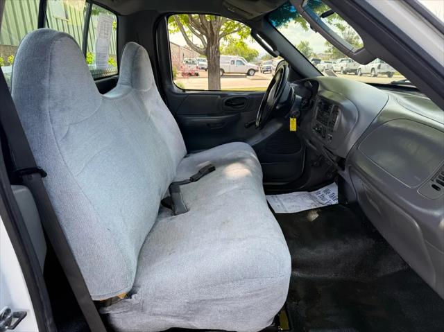 2004 Ford F-150 XL